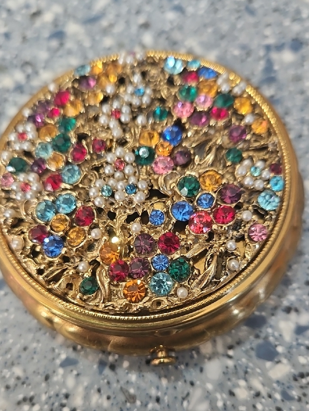 Dorset Fifth Avenue Multicolor Crystal Floral Gold Compact
